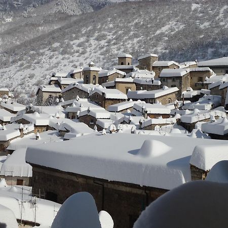 La Dimora Di D'Annunzio Bed & Breakfast Scanno Luaran gambar