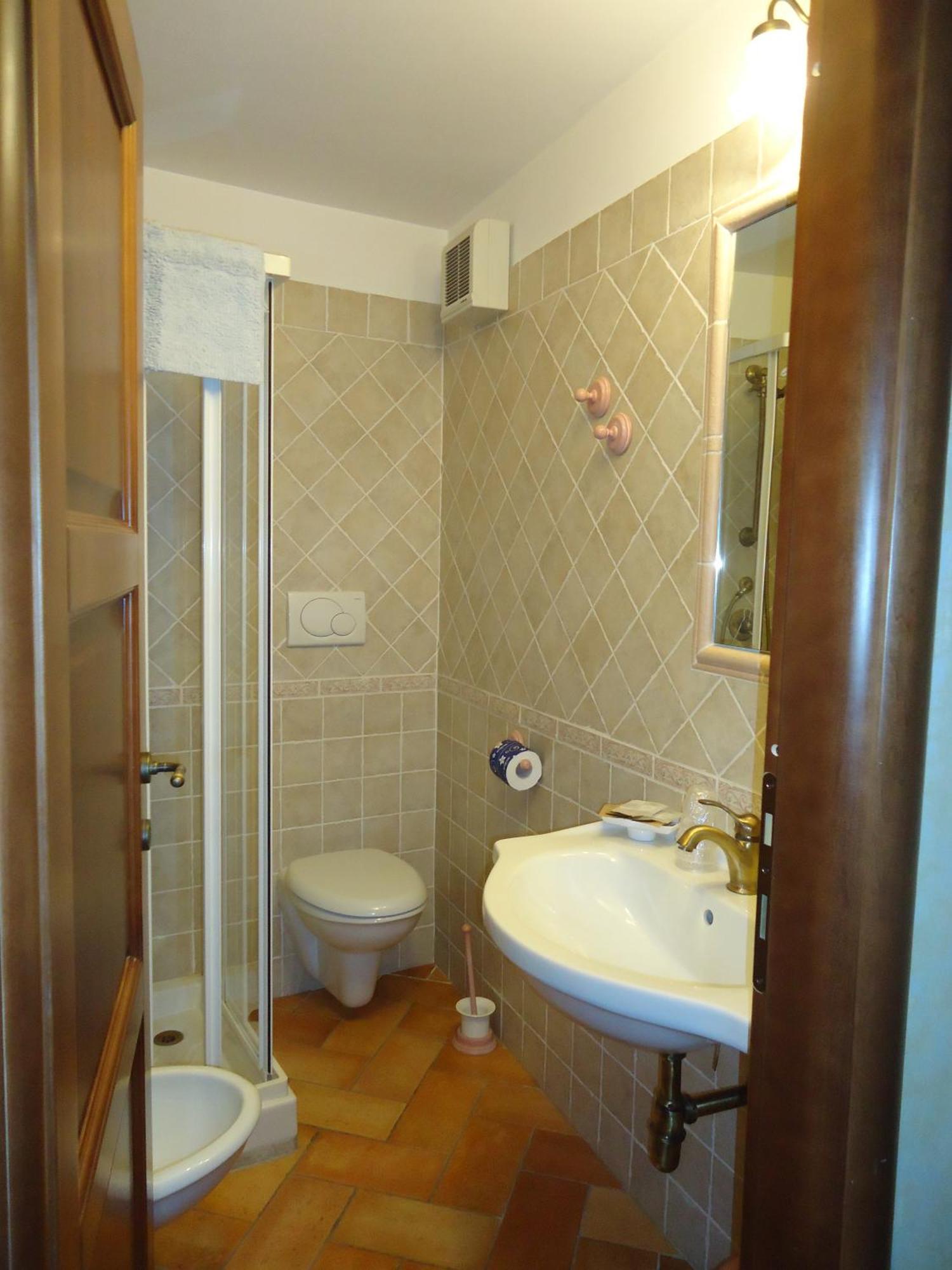 La Dimora Di D'Annunzio Bed & Breakfast Scanno Bilik gambar