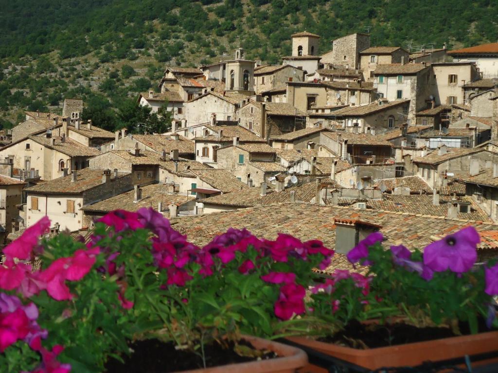 La Dimora Di D'Annunzio Bed & Breakfast Scanno Luaran gambar