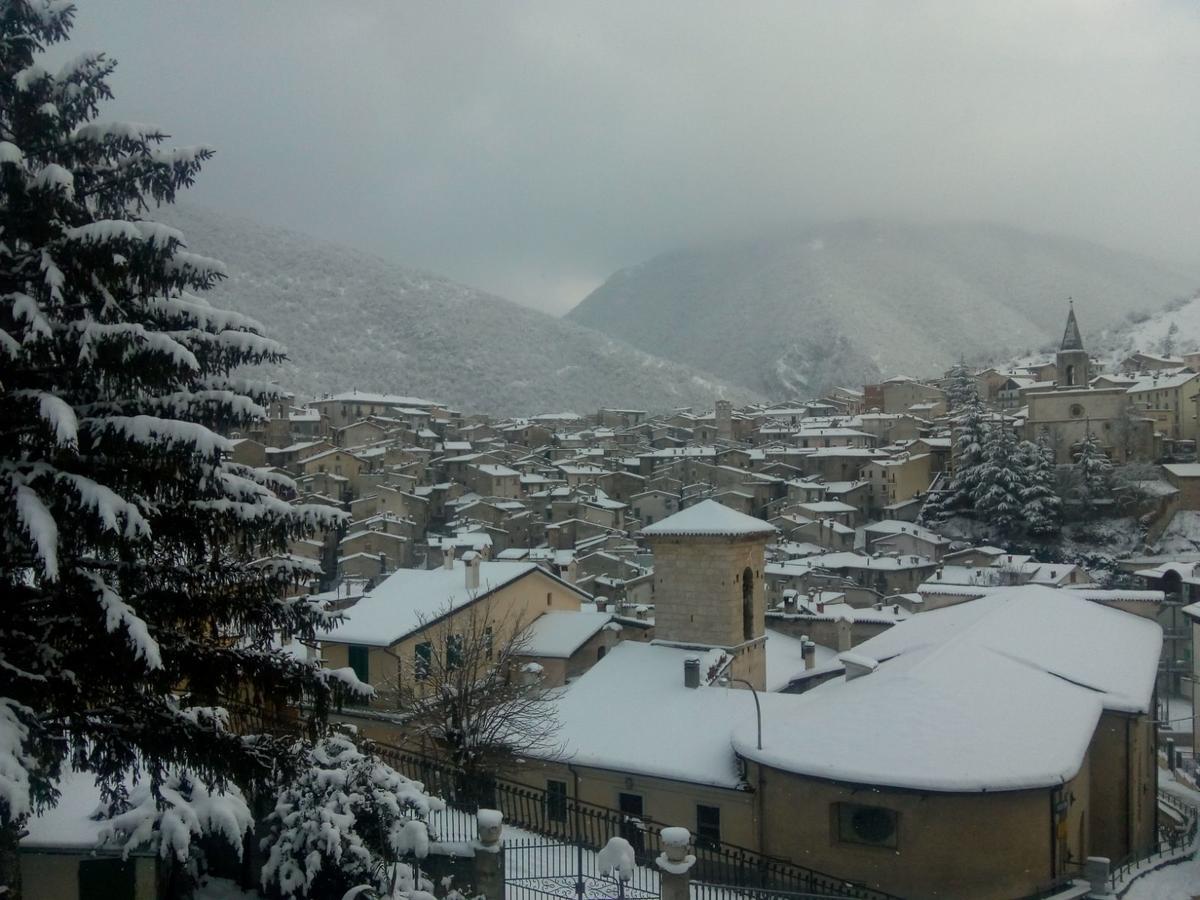 La Dimora Di D'Annunzio Bed & Breakfast Scanno Luaran gambar